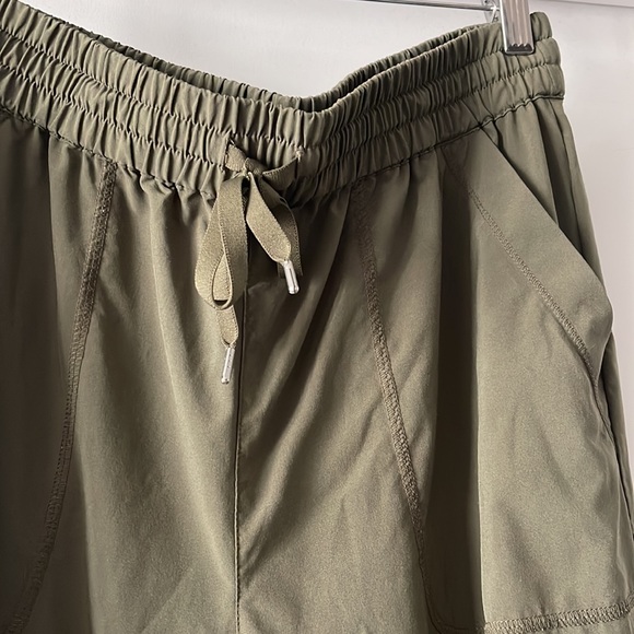 Aritzia-TNA Jogger, Green - Picture 2 of 5